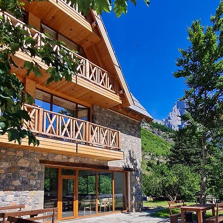 Neokulla Hotel - By Kol Gjoni Valbone Luaran gambar